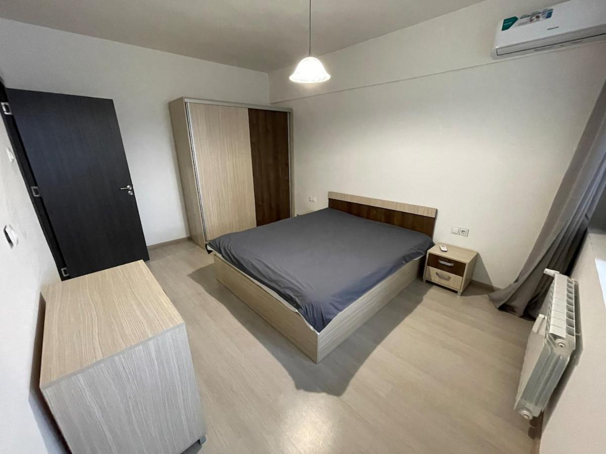 Lions Bridge 1bdrm Apartment Sofia